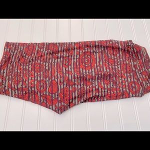 New, Never Worn TC Tall & Curvy Leggings LuLaRoe Size 12-18 Hot Pink Paisley